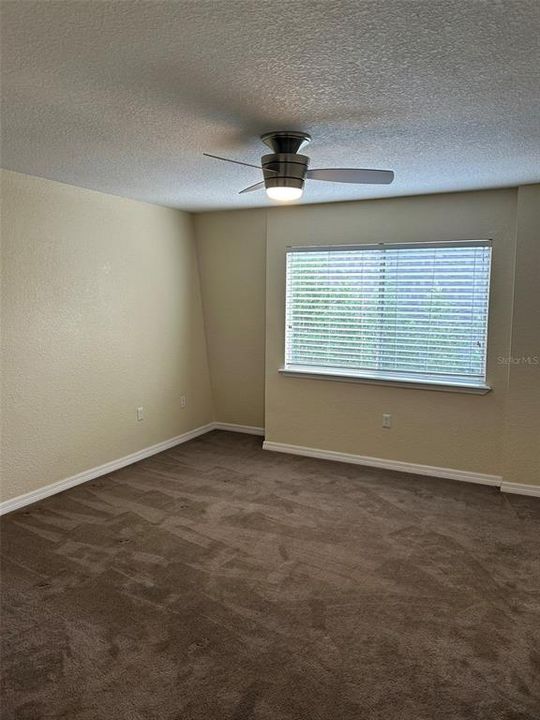 For Rent: $1,695 (2 beds, 1 baths, 1240 Square Feet)