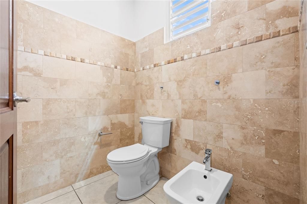 For Sale: $795,000 (4 beds, 2 baths, 3032 Square Feet)