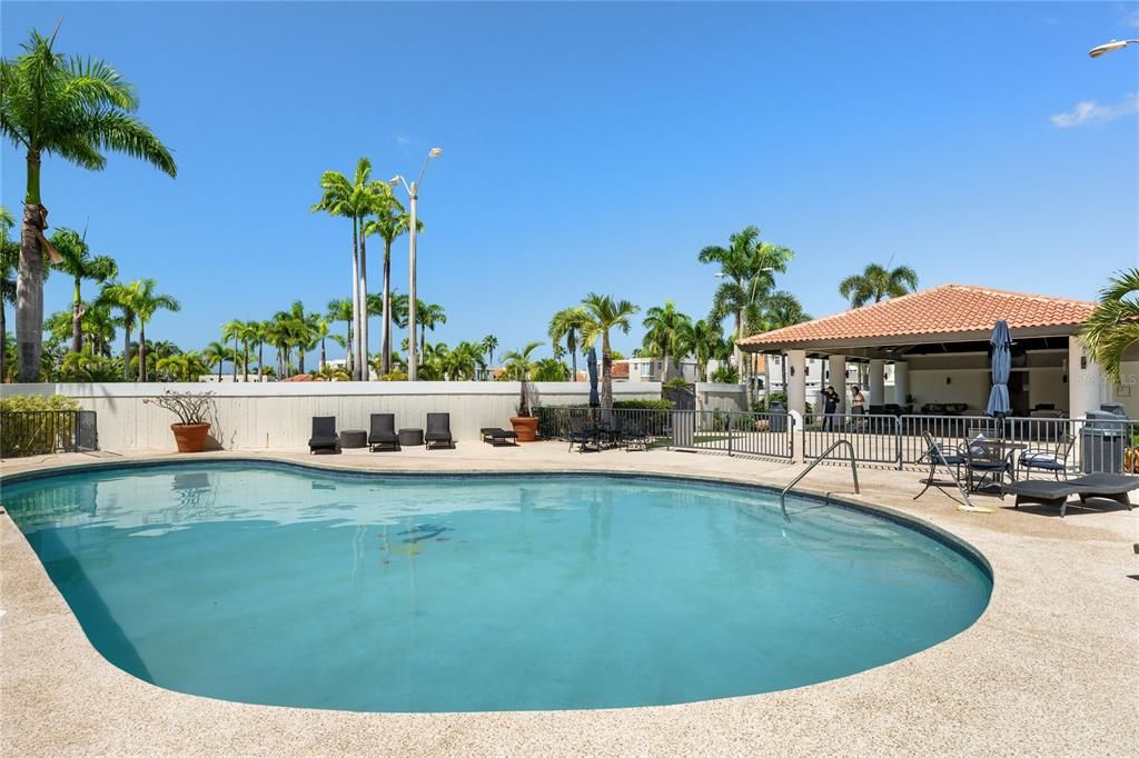 For Sale: $795,000 (4 beds, 2 baths, 3032 Square Feet)