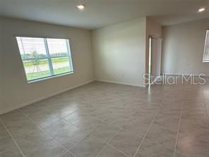For Rent: $2,145 (4 beds, 2 baths, 1605 Square Feet)