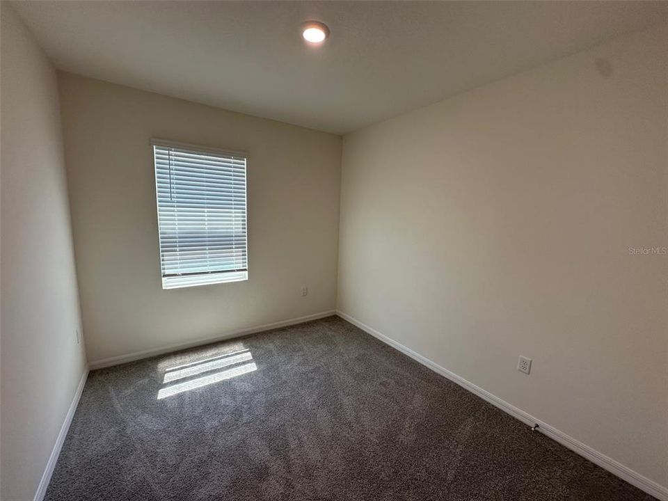 For Rent: $2,145 (4 beds, 2 baths, 1605 Square Feet)