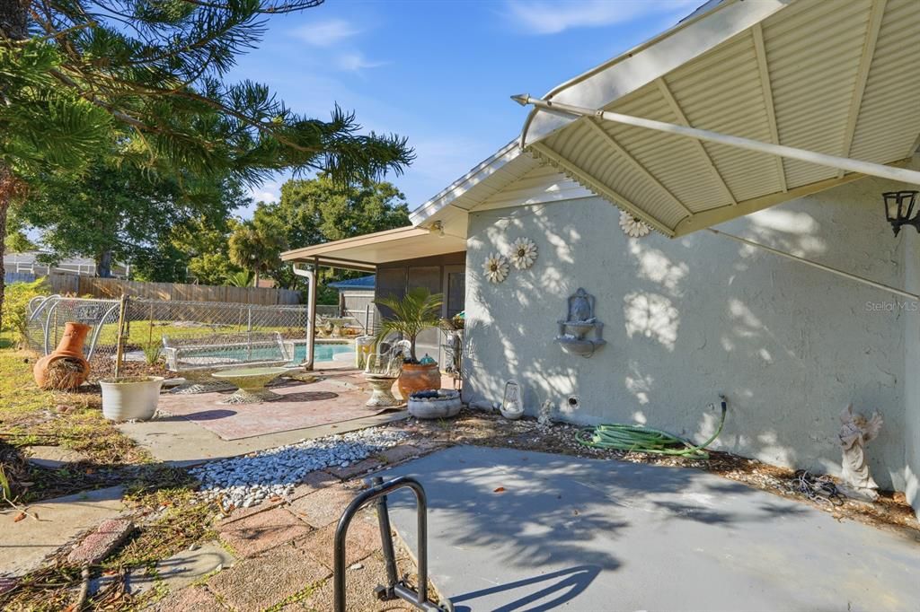 For Sale: $315,000 (3 beds, 2 baths, 1446 Square Feet)