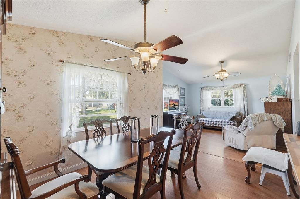 For Sale: $315,000 (3 beds, 2 baths, 1446 Square Feet)