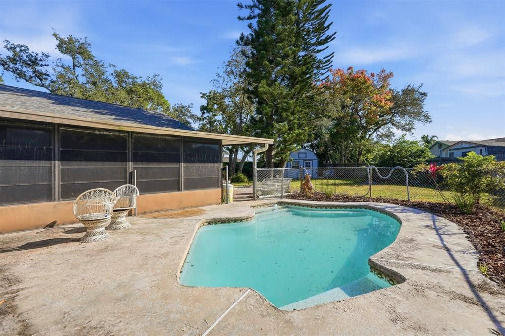 For Sale: $315,000 (3 beds, 2 baths, 1446 Square Feet)