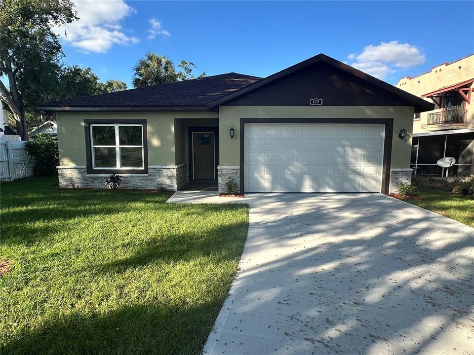 待售: $334,999 (4 贝兹, 2 浴室, 1904 平方英尺)