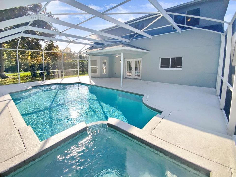 Active With Contract: $690,000 (6 beds, 3 baths, 3064 Square Feet)