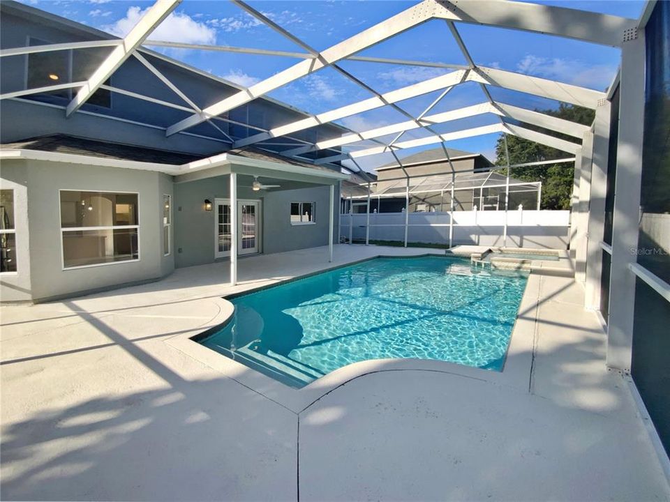 Active With Contract: $690,000 (6 beds, 3 baths, 3064 Square Feet)