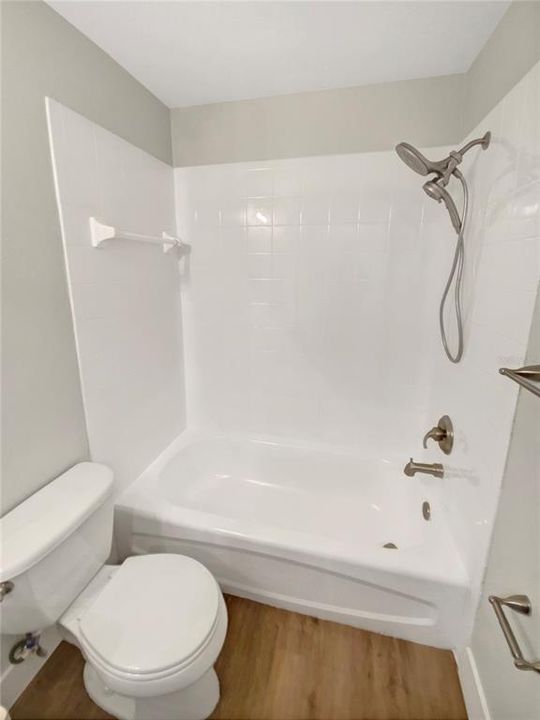 Active With Contract: $690,000 (6 beds, 3 baths, 3064 Square Feet)