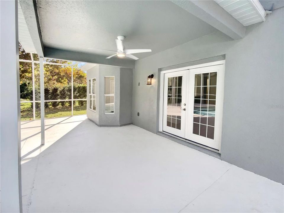 Active With Contract: $690,000 (6 beds, 3 baths, 3064 Square Feet)