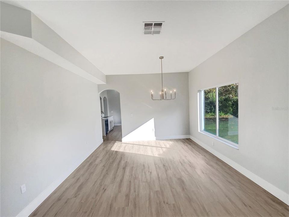 Active With Contract: $690,000 (6 beds, 3 baths, 3064 Square Feet)