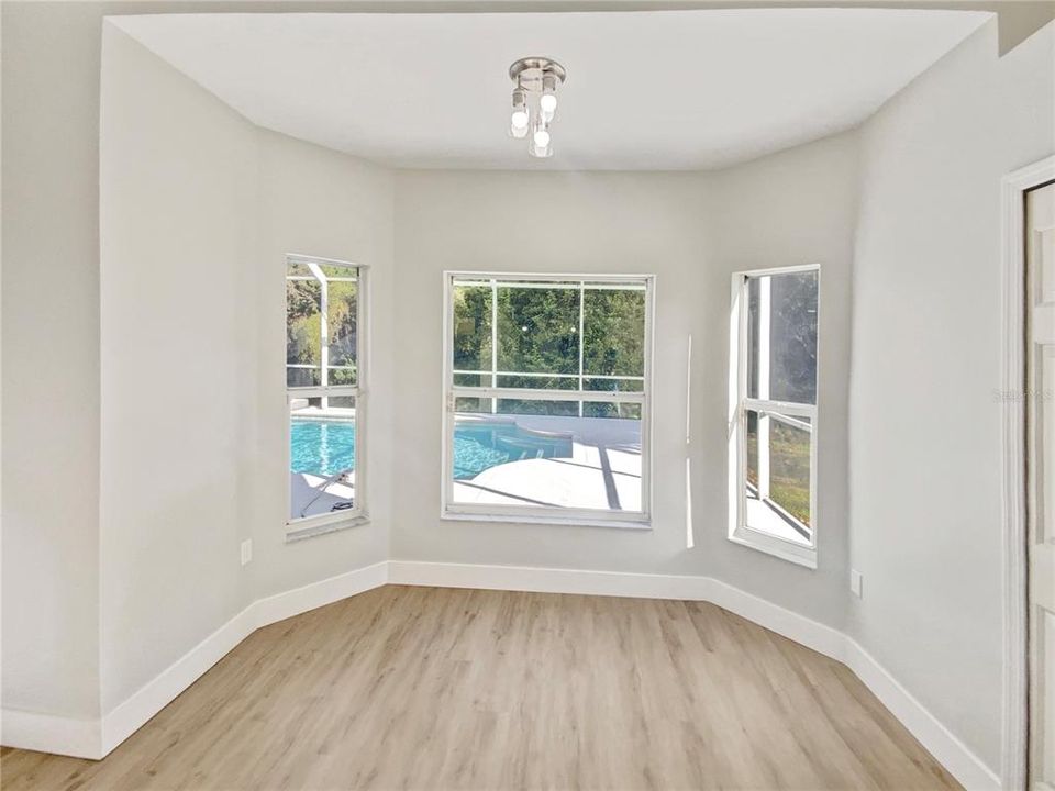 Active With Contract: $690,000 (6 beds, 3 baths, 3064 Square Feet)