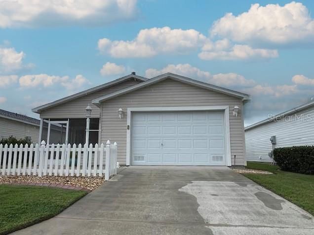 В аренду: $2,300 (2 спален, 2 ванн, 1156 Квадратных фут)