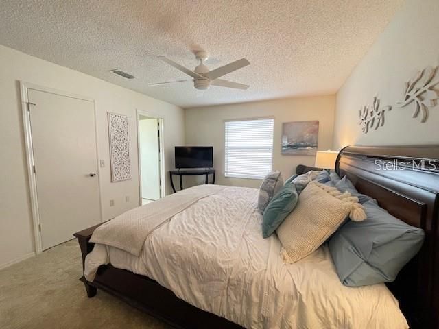 В аренду: $2,300 (2 спален, 2 ванн, 1156 Квадратных фут)