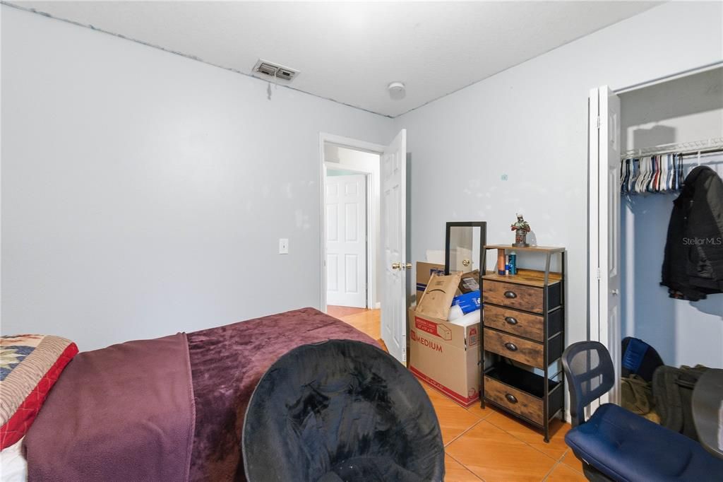 Active With Contract: $280,000 (3 beds, 2 baths, 1200 Square Feet)