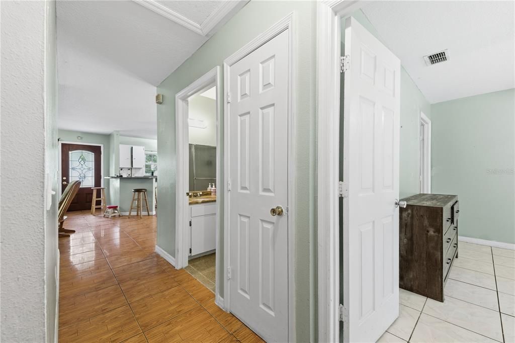 Active With Contract: $280,000 (3 beds, 2 baths, 1200 Square Feet)