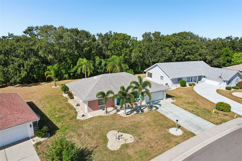 For Sale: $274,900 (2 beds, 2 baths, 1589 Square Feet)