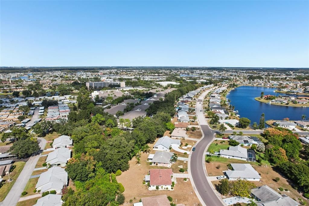 For Sale: $274,900 (2 beds, 2 baths, 1589 Square Feet)