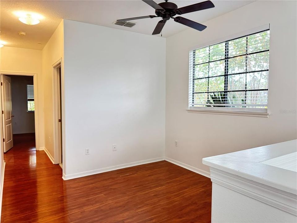 For Rent: $2,395 (3 beds, 2 baths, 1659 Square Feet)