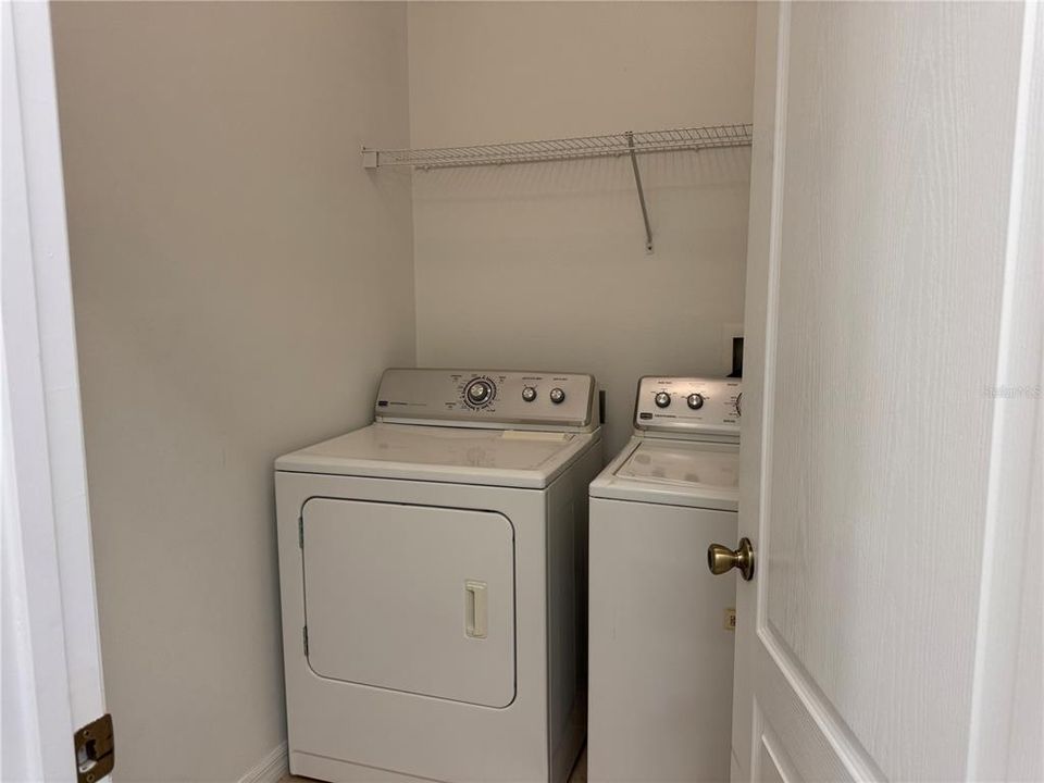 For Rent: $2,395 (3 beds, 2 baths, 1659 Square Feet)