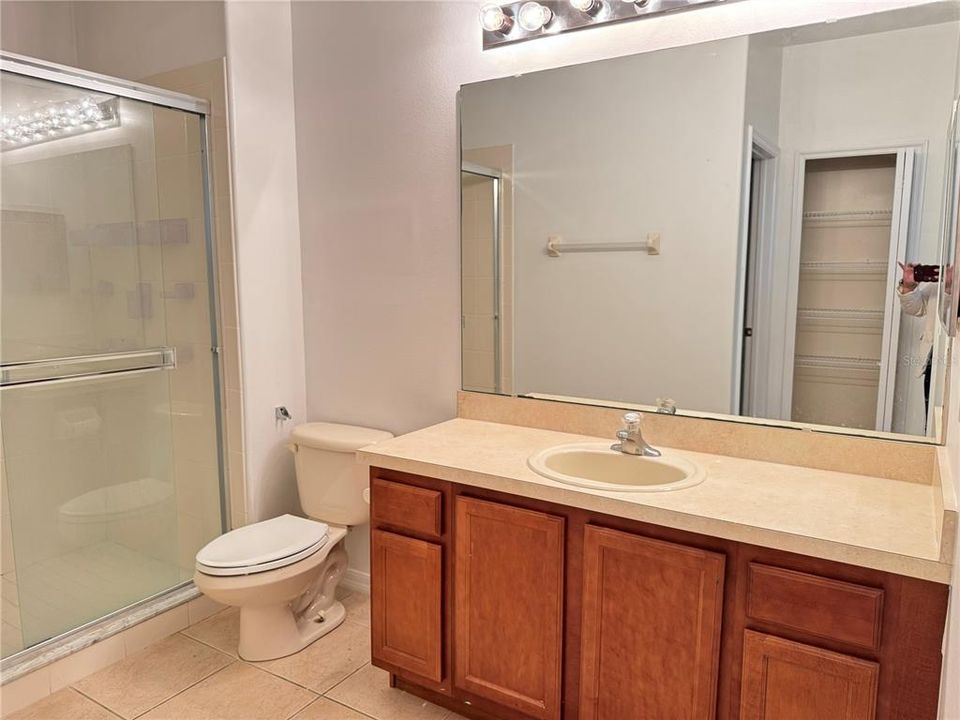 For Rent: $2,395 (3 beds, 2 baths, 1659 Square Feet)