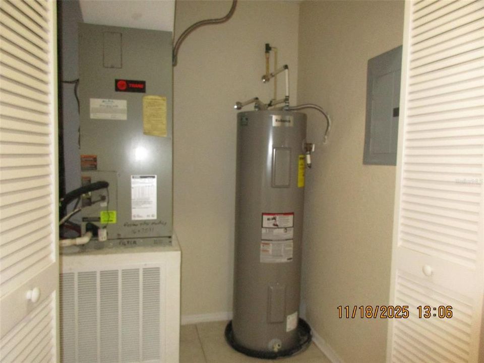 En Renta: $1,750 (3 camas, 2 baños, 1251 Pies cuadrados)