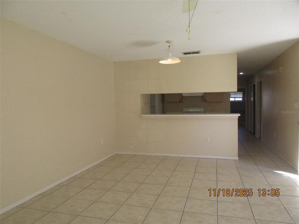 En Renta: $1,750 (3 camas, 2 baños, 1251 Pies cuadrados)