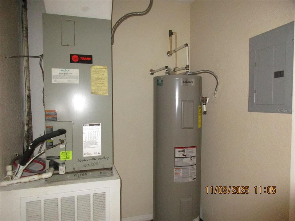 En Renta: $1,750 (3 camas, 2 baños, 1251 Pies cuadrados)