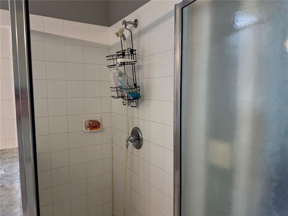 En Venta: $329,999 (4 camas, 2 baños, 2080 Pies cuadrados)