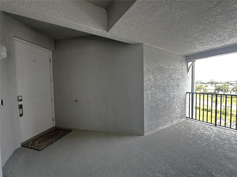 出租: $6,000 (3 贝兹, 2 浴室, 1301 平方英尺)