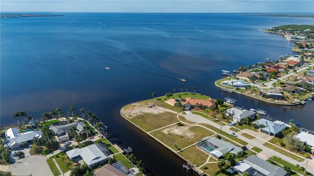 For Sale: $475,000 (0.32 acres)