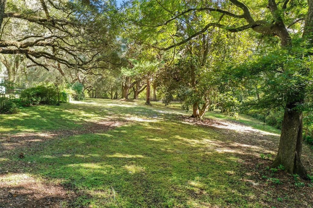 For Sale: $475,000 (3 beds, 2 baths, 2147 Square Feet)