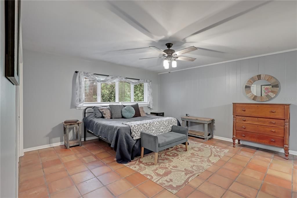 For Sale: $475,000 (3 beds, 2 baths, 2147 Square Feet)