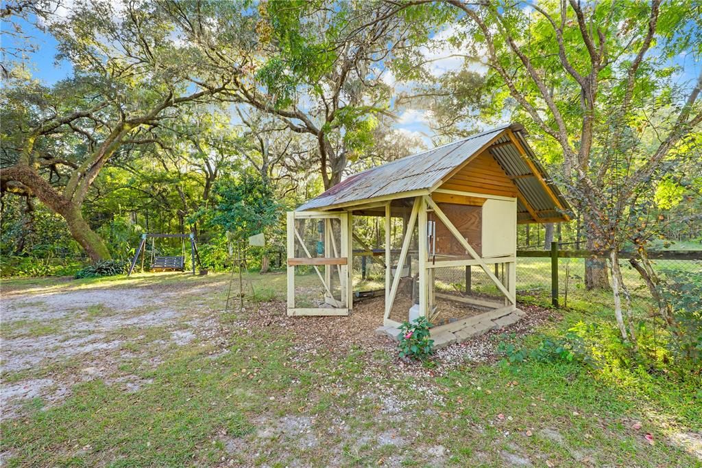 For Sale: $475,000 (3 beds, 2 baths, 2147 Square Feet)