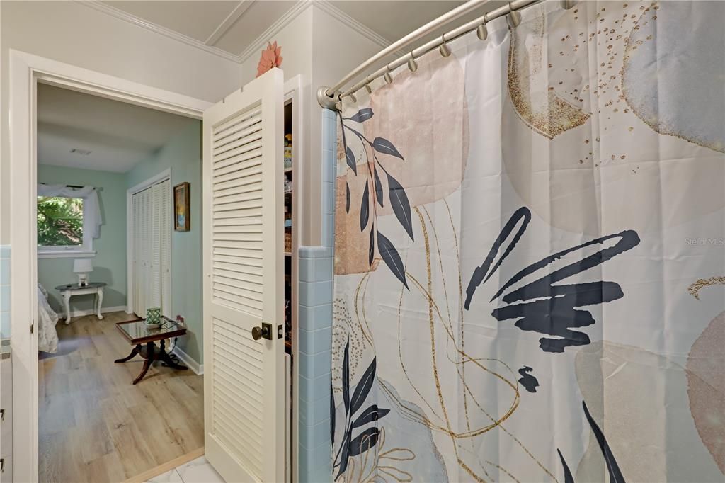 For Sale: $475,000 (3 beds, 2 baths, 2147 Square Feet)