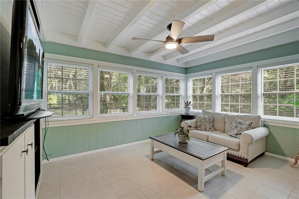 For Sale: $475,000 (3 beds, 2 baths, 2147 Square Feet)