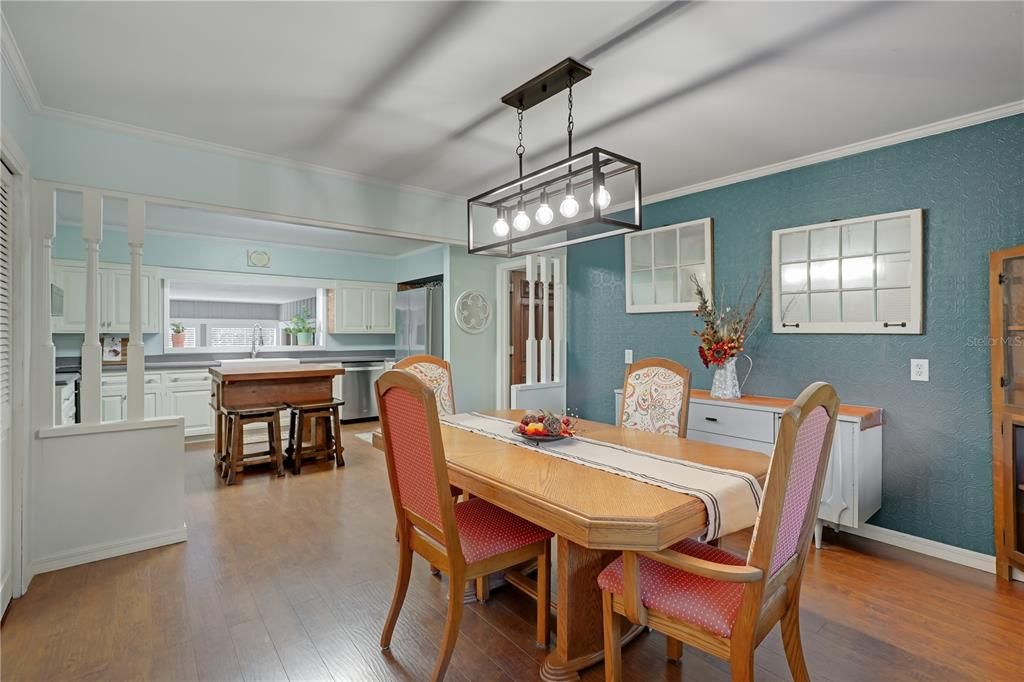 For Sale: $475,000 (3 beds, 2 baths, 2147 Square Feet)