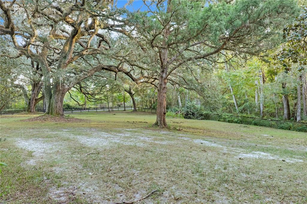 For Sale: $475,000 (3 beds, 2 baths, 2147 Square Feet)