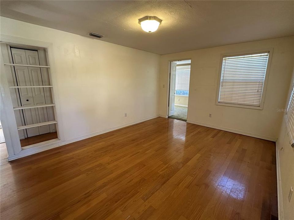 En Venta: $259,000 (3 camas, 2 baños, 1412 Pies cuadrados)