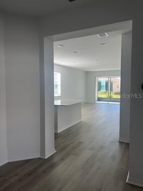 For Rent: $1,800 (2 beds, 2 baths, 1467 Square Feet)