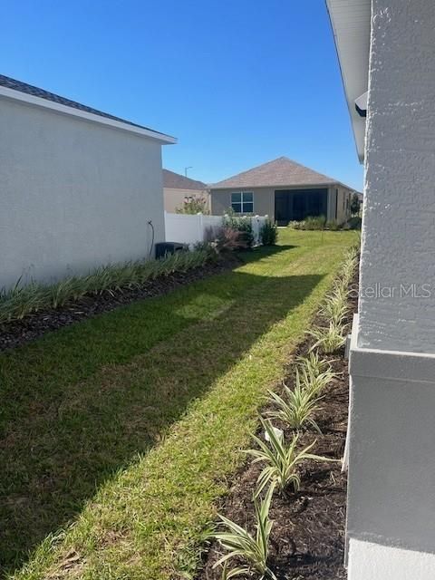 For Rent: $1,800 (2 beds, 2 baths, 1467 Square Feet)