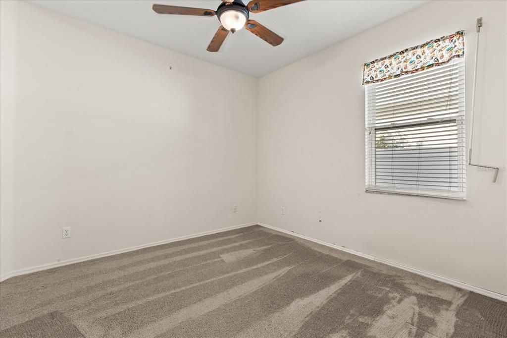 待售: $450,000 (3 贝兹, 2 浴室, 2000 平方英尺)