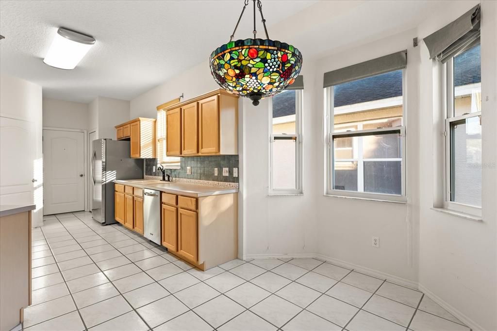 待售: $450,000 (3 贝兹, 2 浴室, 2000 平方英尺)