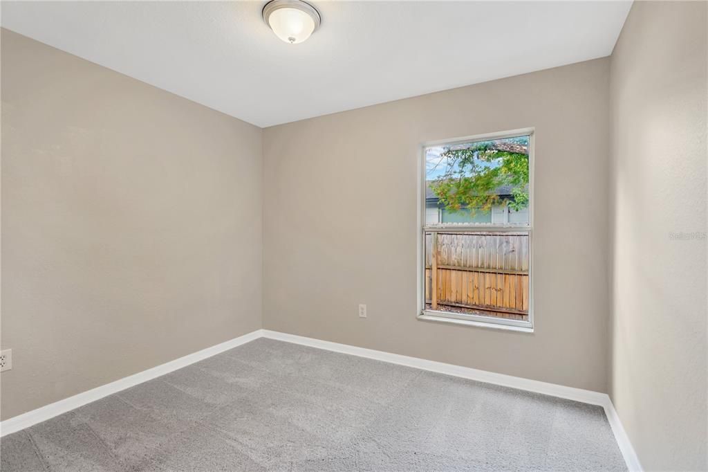 Activo con contrato: $274,900 (3 camas, 2 baños, 1205 Pies cuadrados)