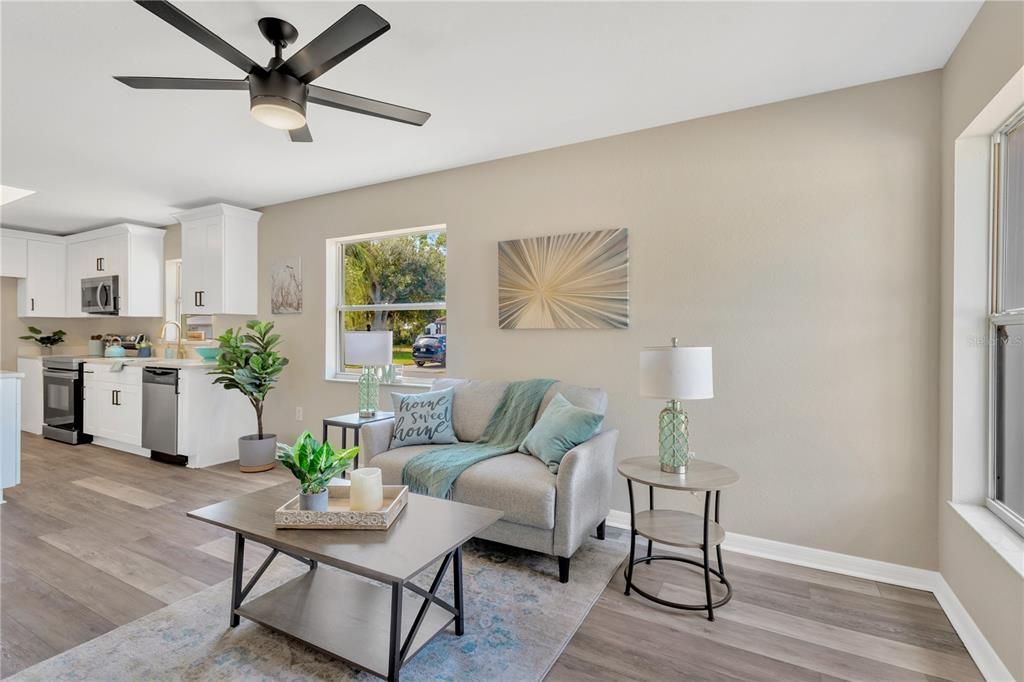 Activo con contrato: $274,900 (3 camas, 2 baños, 1205 Pies cuadrados)