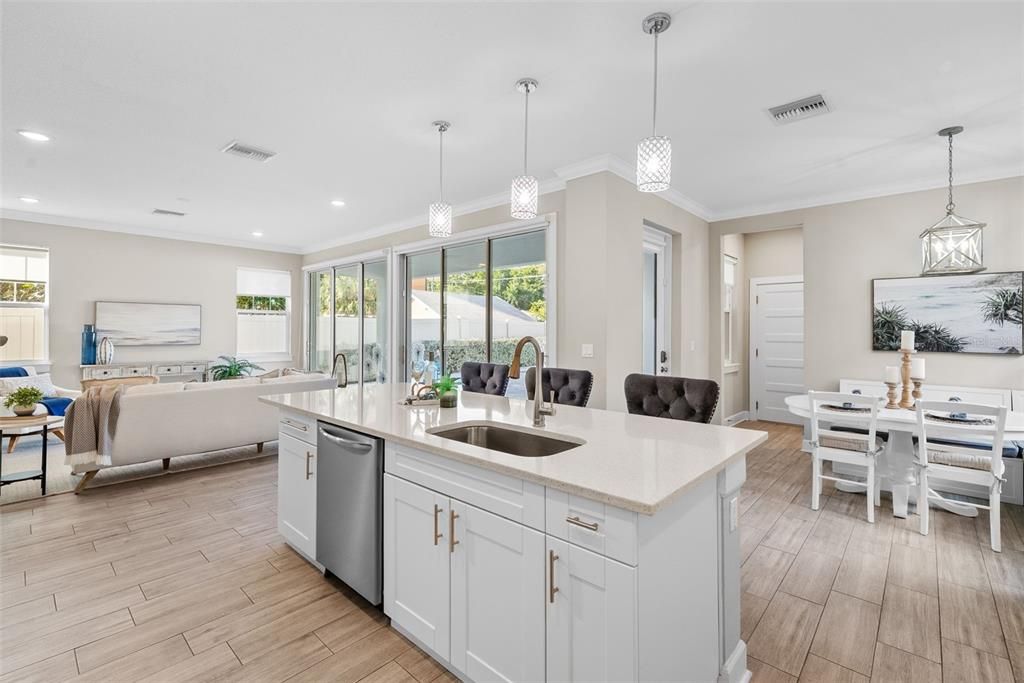 Active With Contract: $1,250,000 (5 beds, 4 baths, 2508 Square Feet)