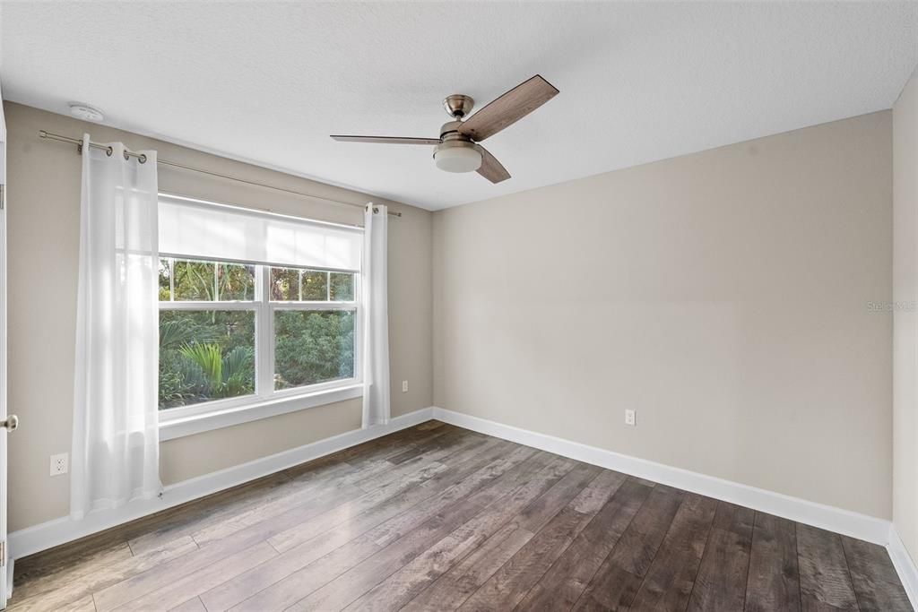 Active With Contract: $1,250,000 (5 beds, 4 baths, 2508 Square Feet)