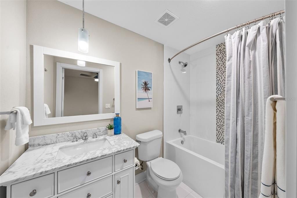 Active With Contract: $1,250,000 (5 beds, 4 baths, 2508 Square Feet)