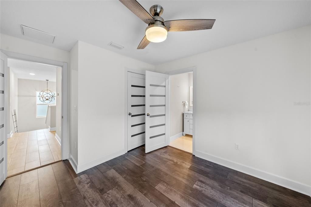 Active With Contract: $1,250,000 (5 beds, 4 baths, 2508 Square Feet)