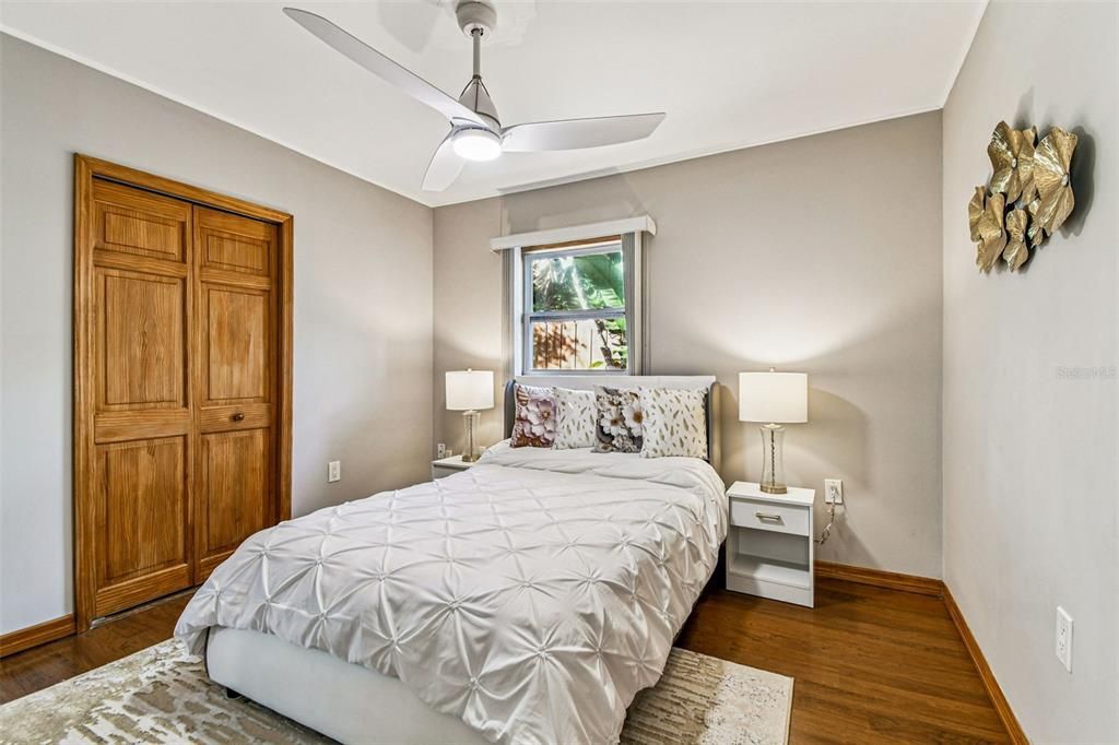 На продажу: $489,000 (4 спален, 2 ванн, 1559 Квадратных фут)