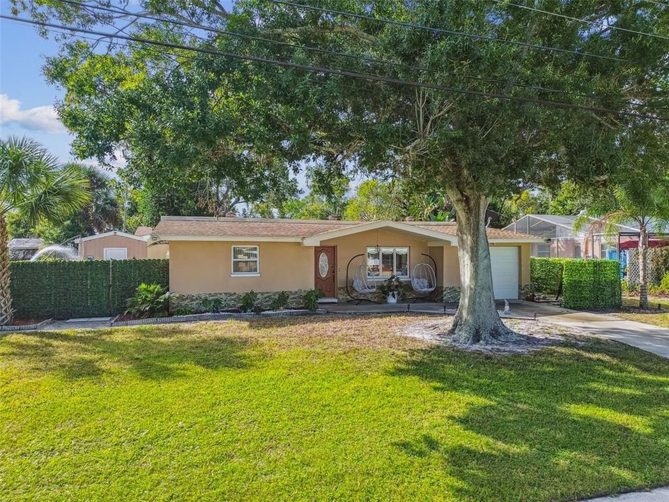 На продажу: $489,000 (4 спален, 2 ванн, 1559 Квадратных фут)